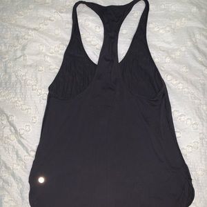 Lululemon black tank